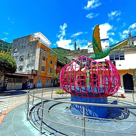 באניוס Hotel Amazonia Y Sol מראה חיצוני תמונה