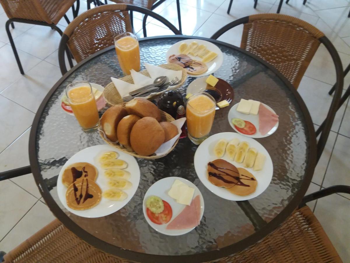 באניוס Hotel Amazonia Y Sol מראה חיצוני תמונה