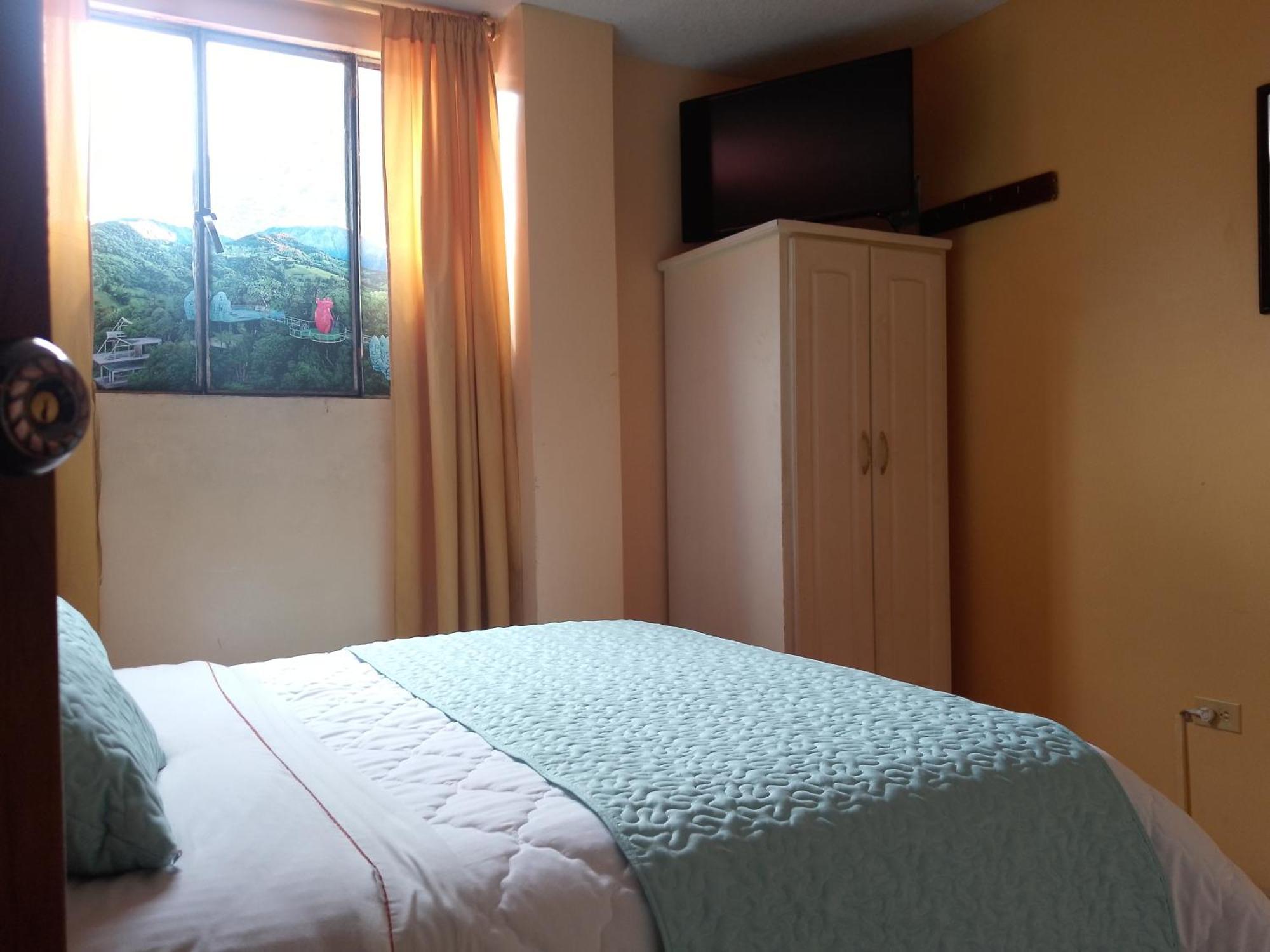 באניוס Hotel Amazonia Y Sol מראה חיצוני תמונה