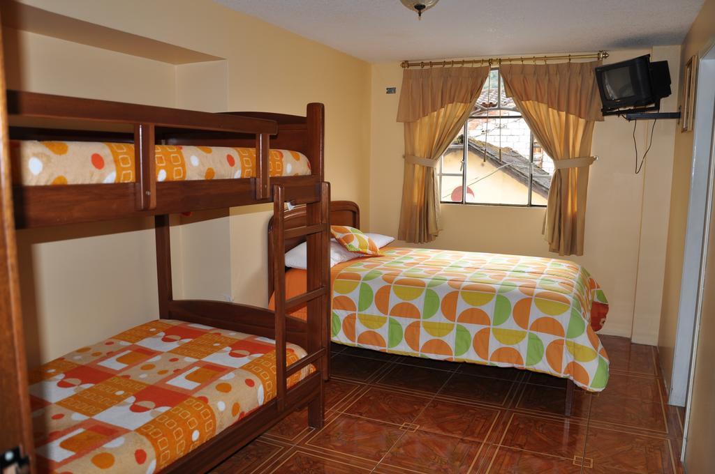 באניוס Hotel Amazonia Y Sol מראה חיצוני תמונה