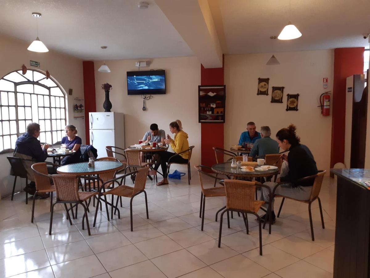 באניוס Hotel Amazonia Y Sol מראה חיצוני תמונה